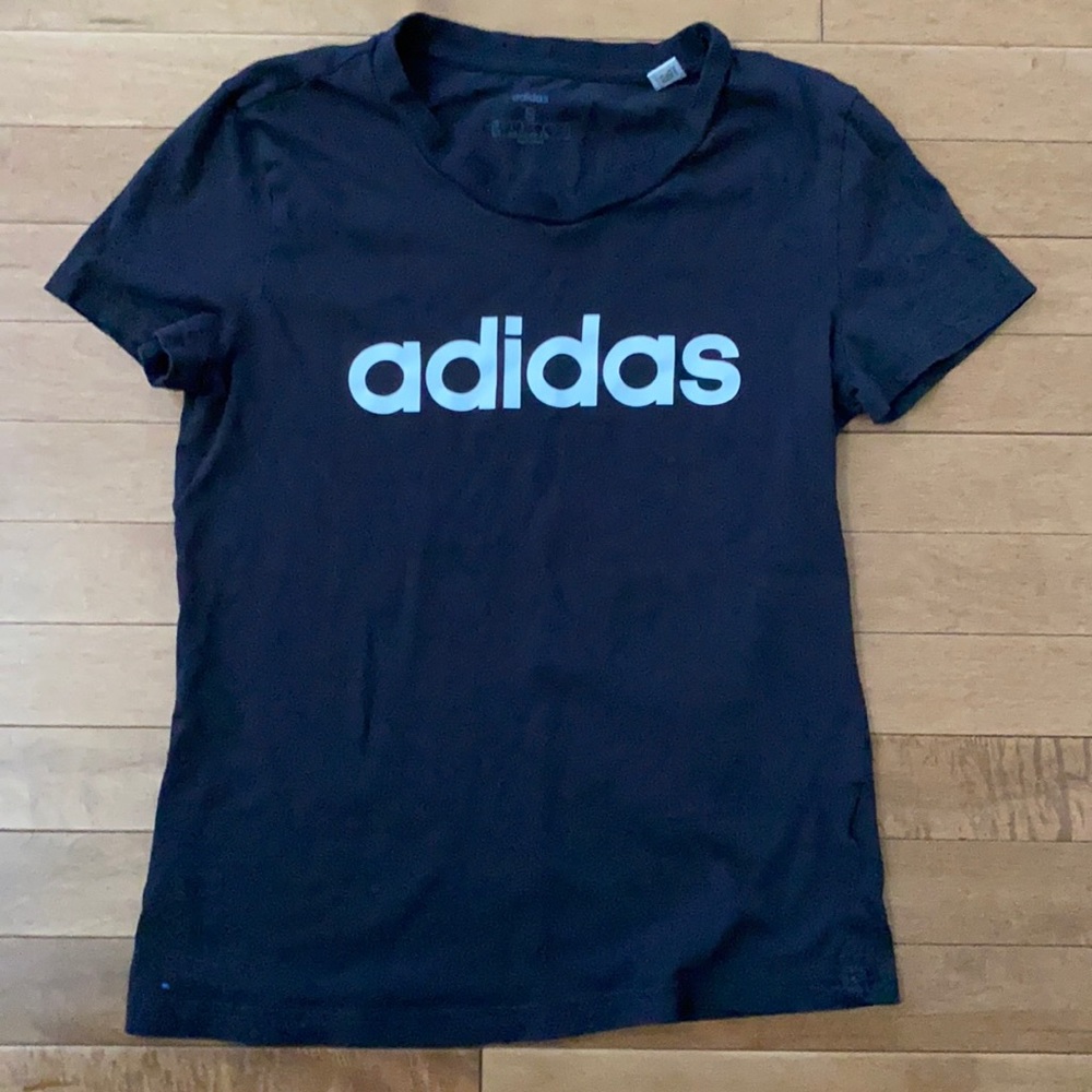 Adidas Women’s T Shirt Size S